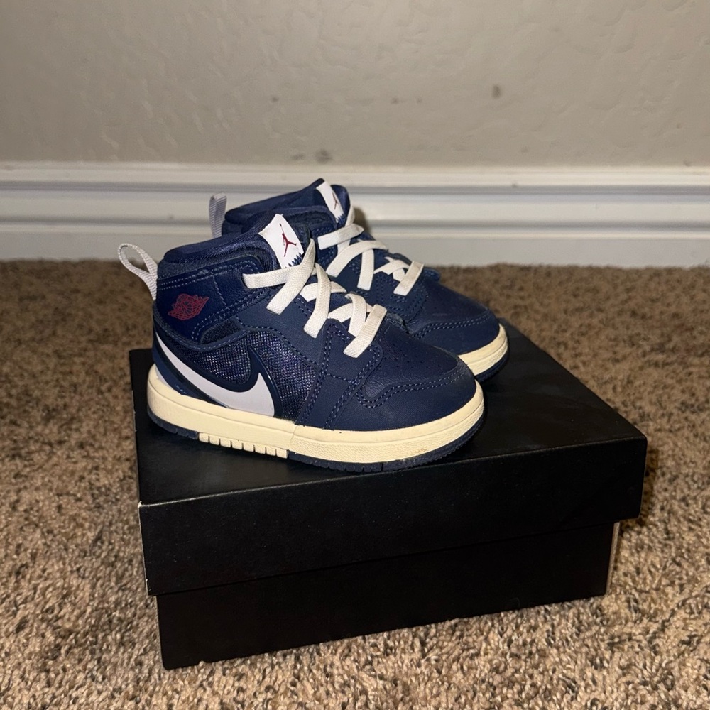 Nike Kids Sneakers👟